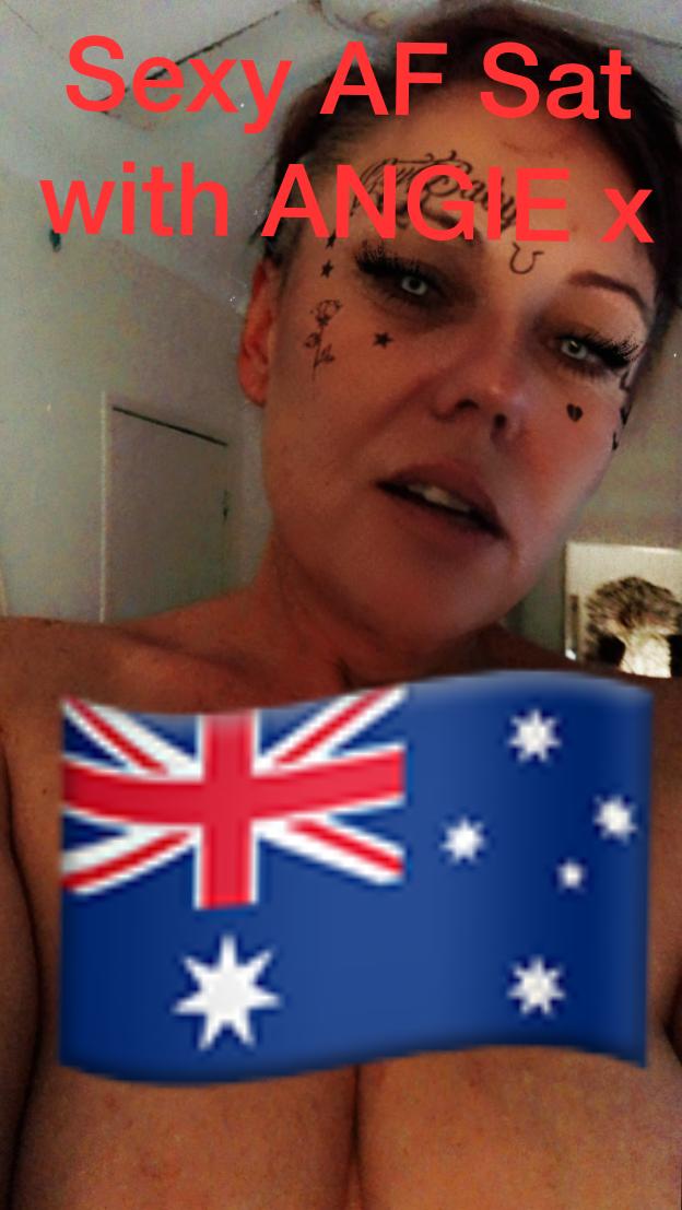 Affordable Angie BriZzy MILF Allday Banger!